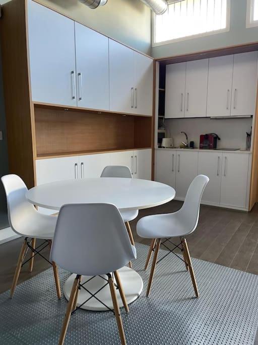 Loft Acogedor Apartment Sevilla Bagian luar foto